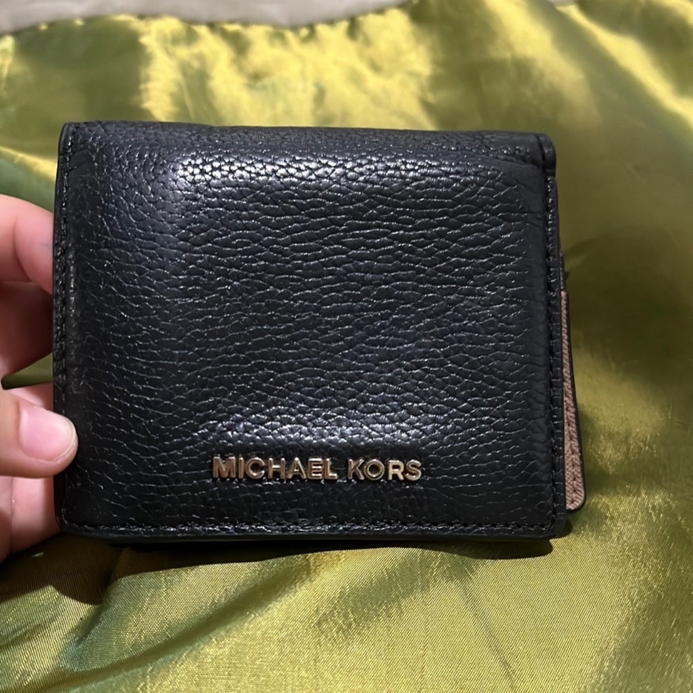 Michael Kors bifold wallet